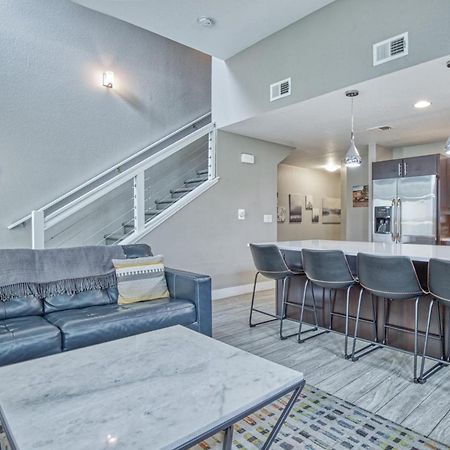 Modern Townhome Near Old Town, Breweries, & River! 포트콜린스 외부 사진